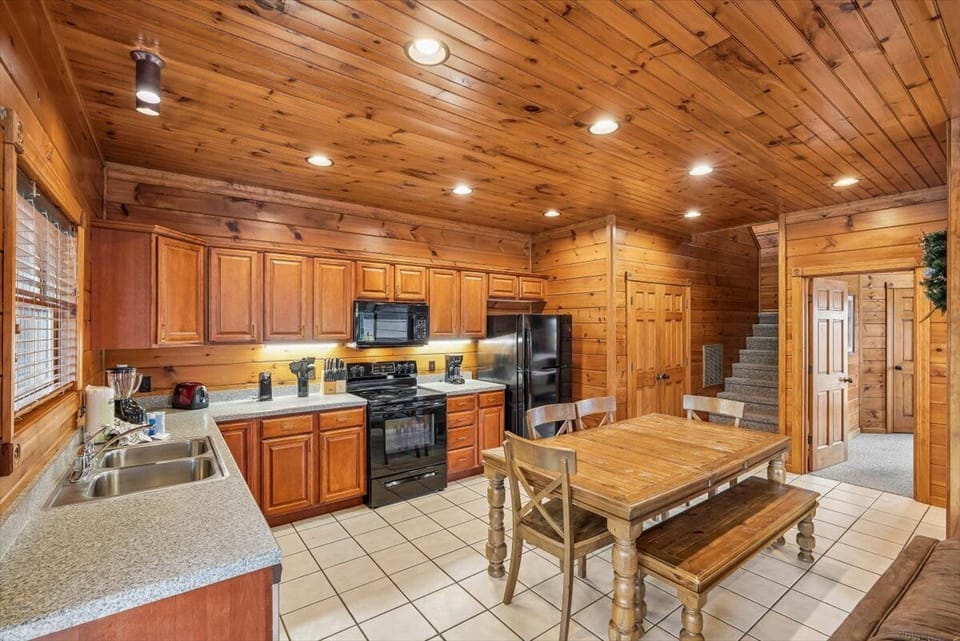 05-Kitchen