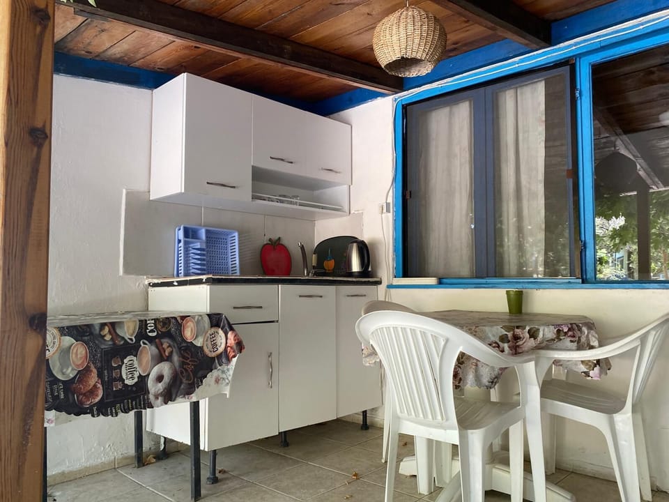 Economy Room, Beachside | WiFi (free)