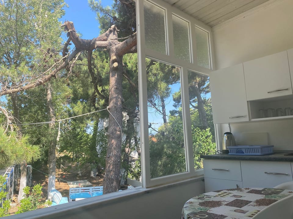Basic Triple Room, Balcony | WiFi (free)