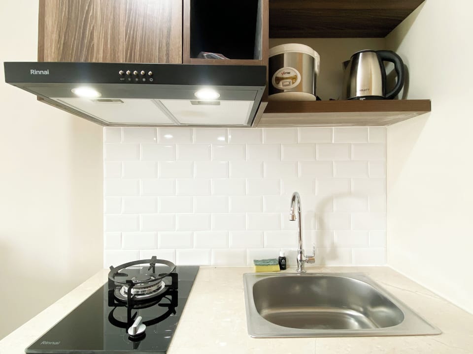 Standard Studio | Private kitchen | Fridge, stovetop, rice cooker, cookware/dishes/utensils