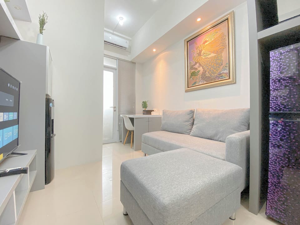 Standard Apartment | Living room