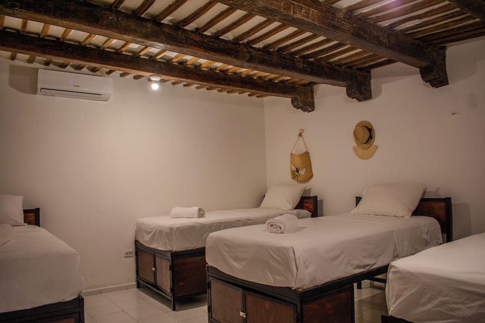 Comfort Shared Dormitory | WiFi (free)