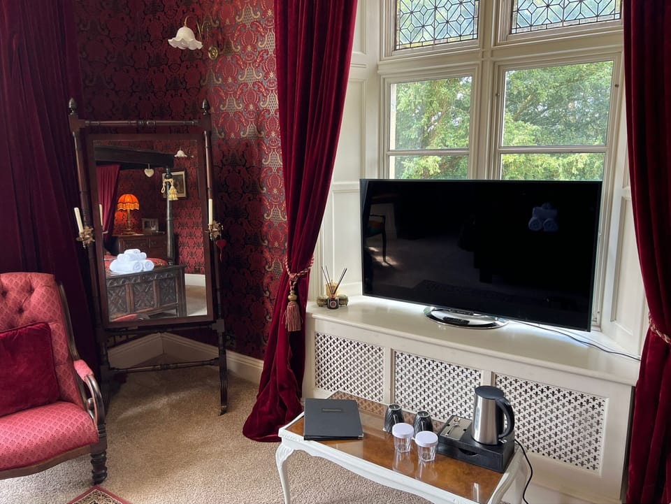 Smart TV's in all 3 bedrooms