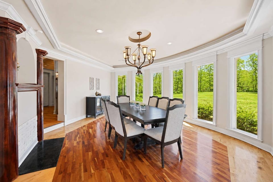 A welcoming dining space with plenty of room to gather, share meals, and enjoy time together.
