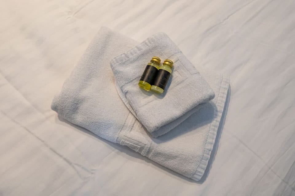 Bathroom amenities