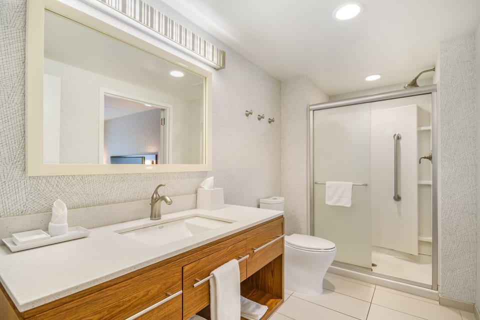 Hair dryer, towels