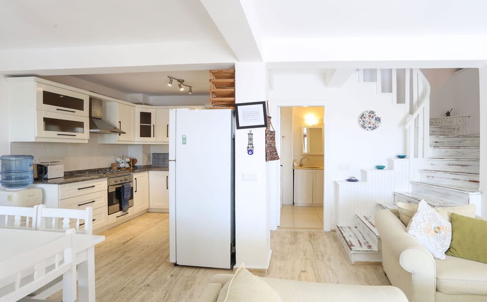 Villa, Balcony, Sea View | Private kitchen