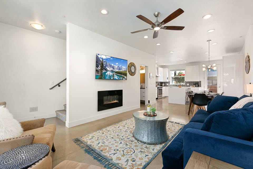 Townhome, Multiple Beds, Patio, Mountain View (844 Jerome Unit 3) | Living area | 42-inch flat-screen TV with digital channels, fireplace