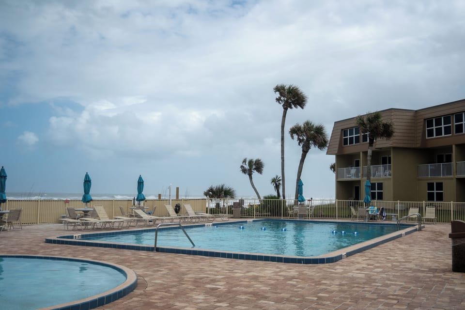 Relax at Crescent Beach • Pool, Tennis, Beach Access & Historic St. Augustine Nearby