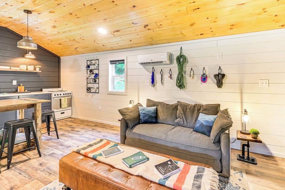 House (1 Bedroom) | Interior