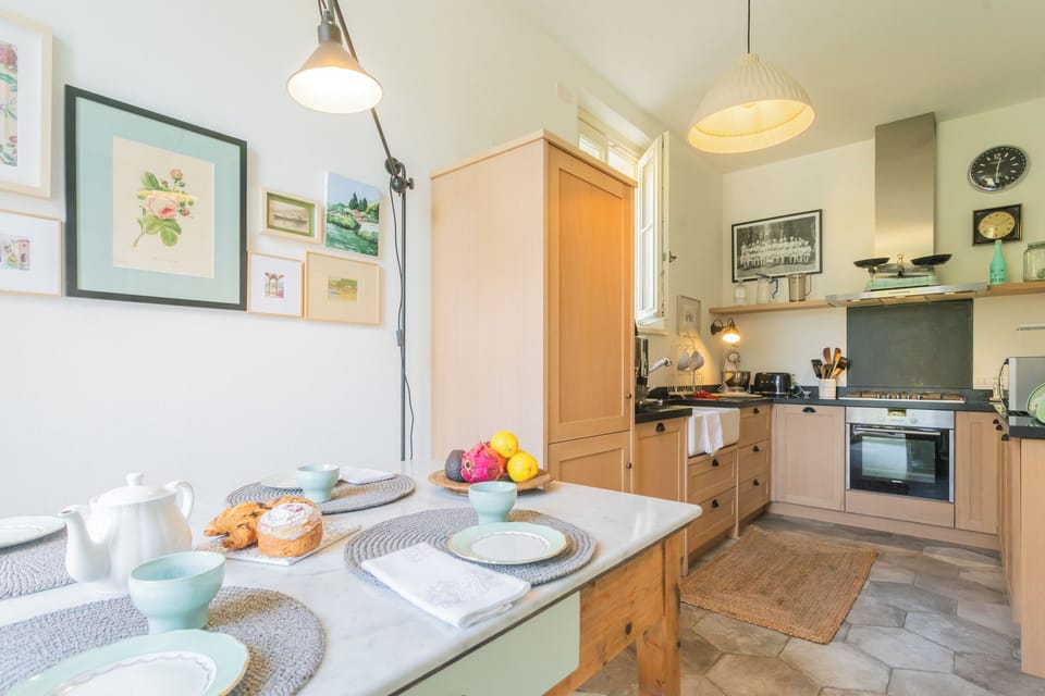 Villa (4 Bedrooms) | Private kitchen | Microwave, oven, espresso maker, electric kettle