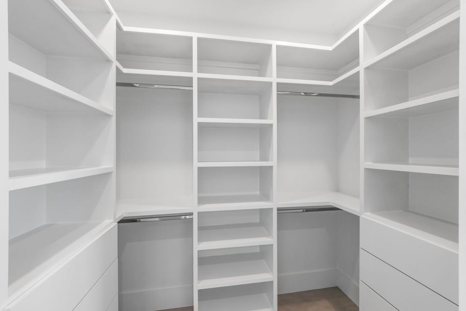 Primary Bedroom, Closet