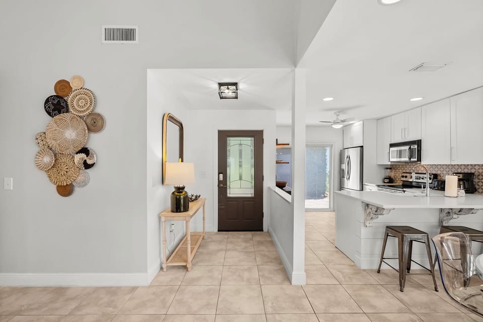 Front Entry & Kitchen