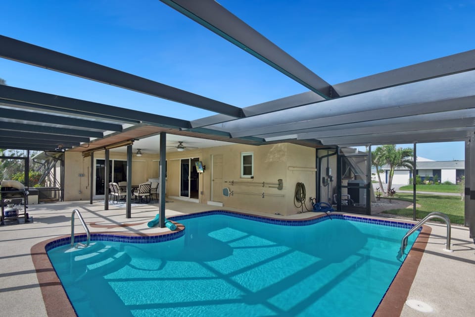 Beautiful, enclosed pool.