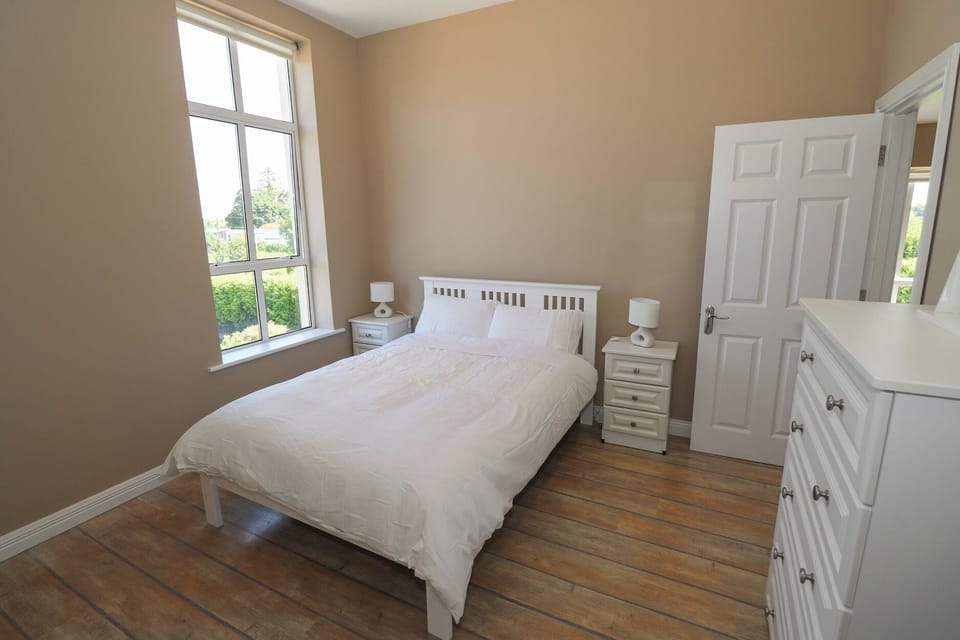 The East Wing Apartment Cottage in County Mayo