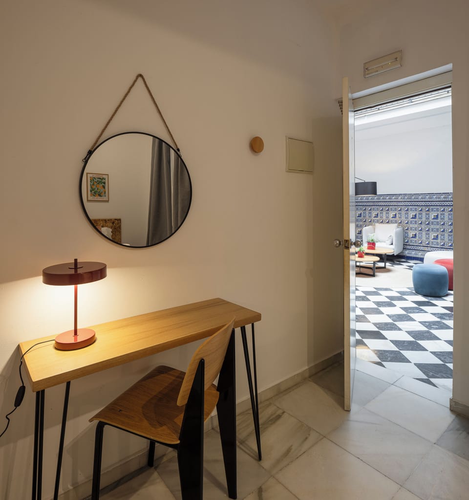 Single Room, Ensuite | Desk, laptop workspace, free WiFi, bed sheets