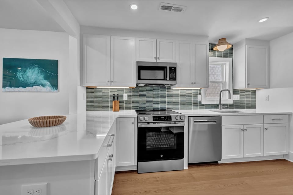 Fully Stocked Kitchen