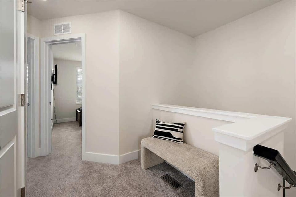24-104 142th St 104 E-OC 24