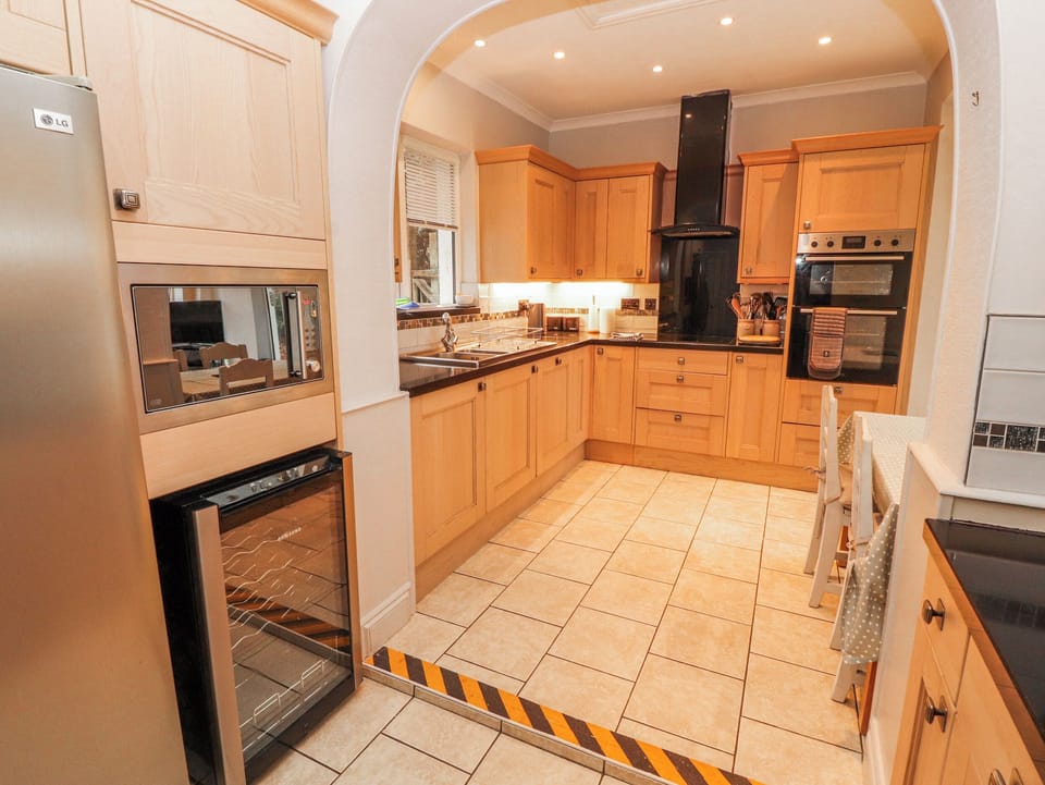 Cottage | Interior
