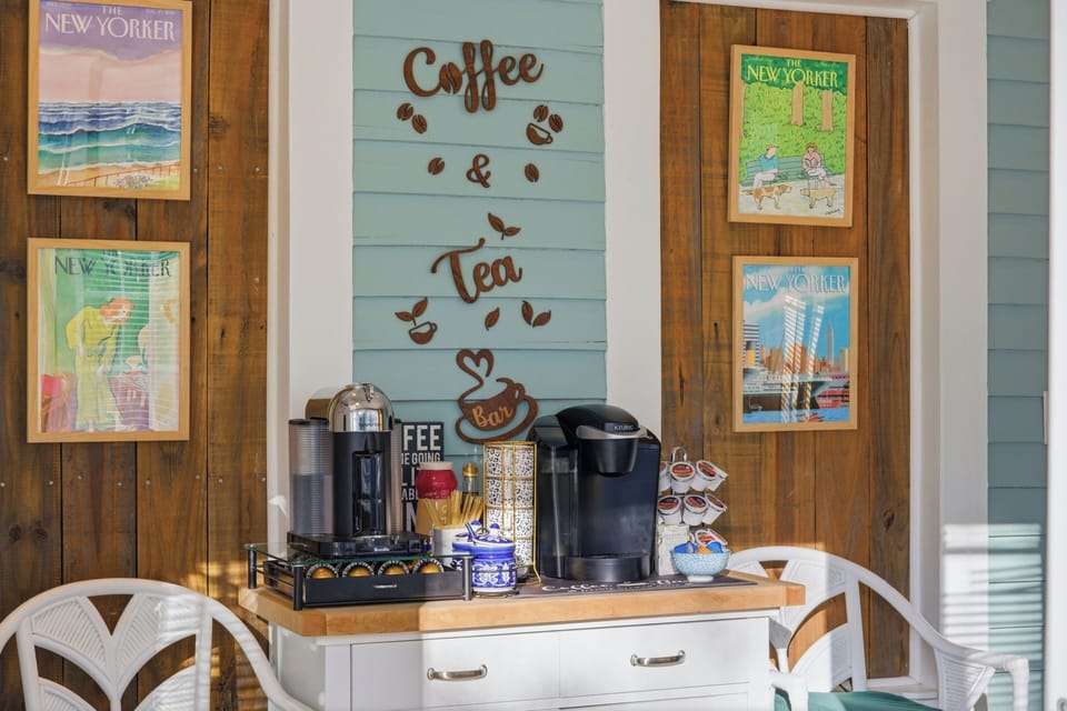 Coffee, tea, and a cozy corner to start your beach day right.