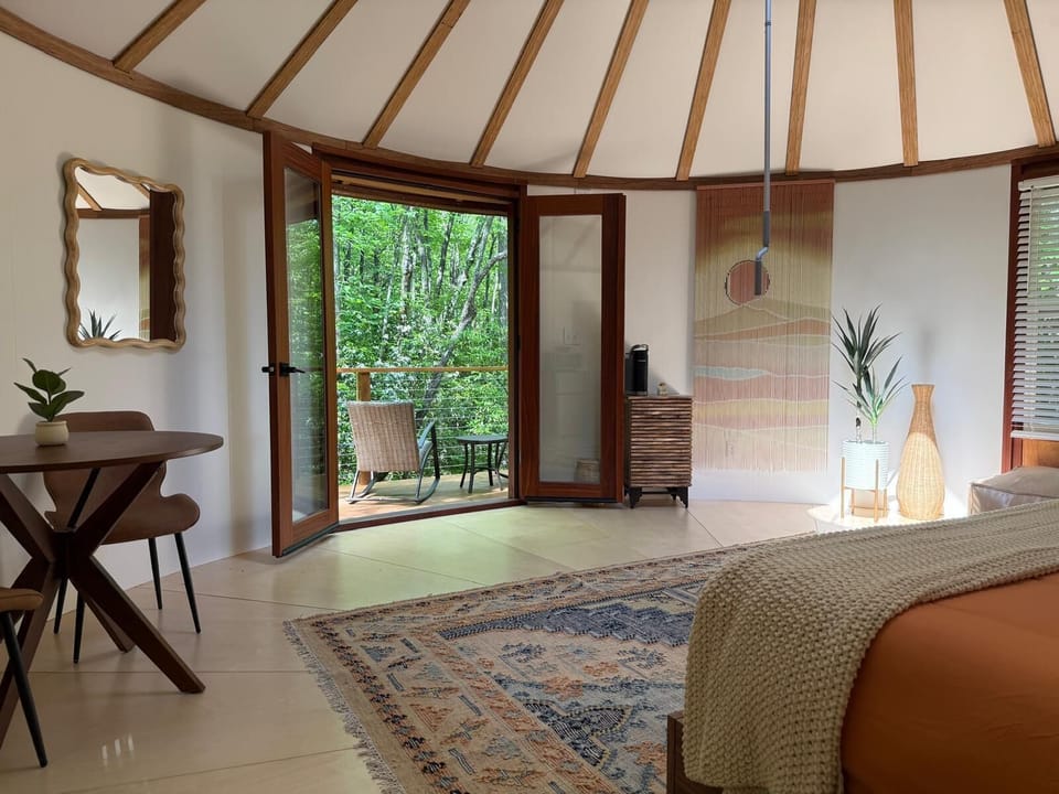 Yurt201