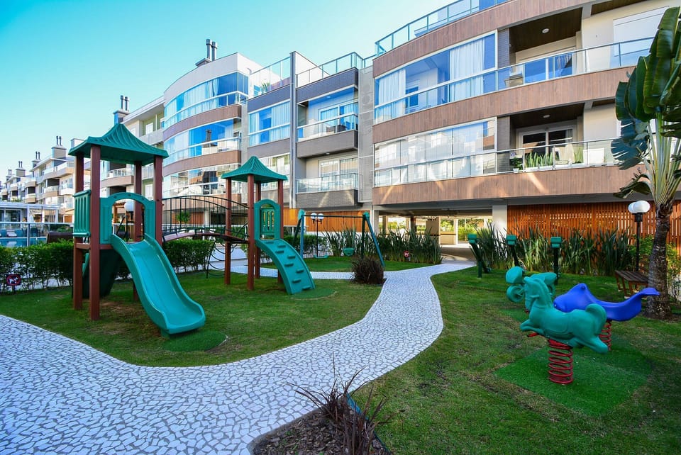 SunClub-300 metros da Praia do Campeche House in Florianopolis