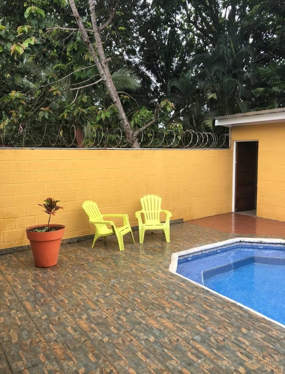 Pool