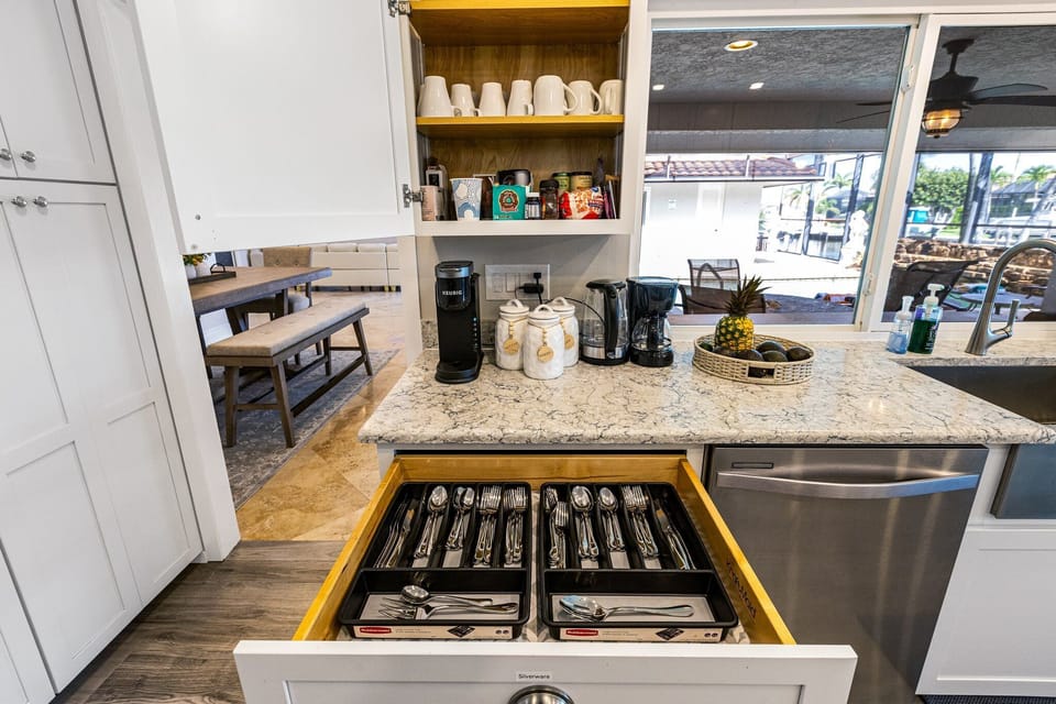 Kitchen with all your needs