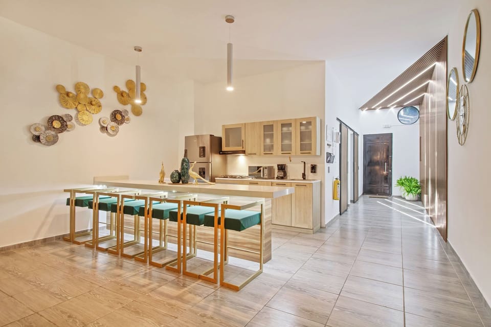full kitchen