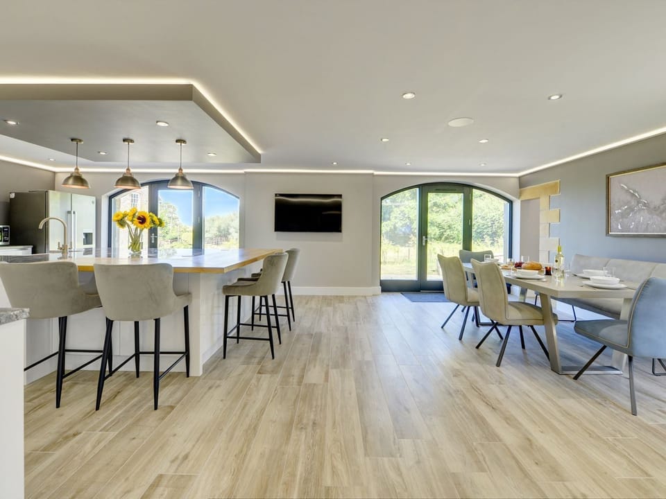 Cottage | Interior