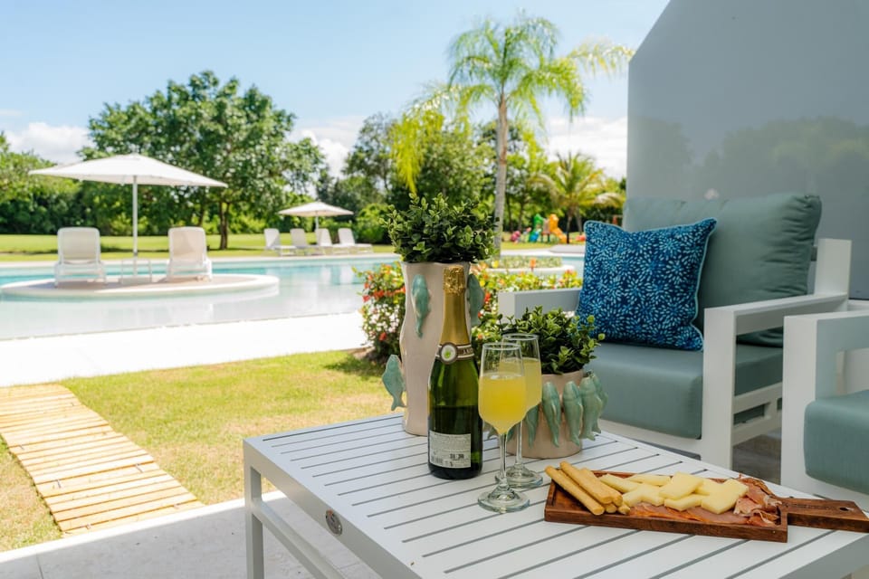 Aqua Luxe @ Cana Rock terrace to pool access E-105 (2519)