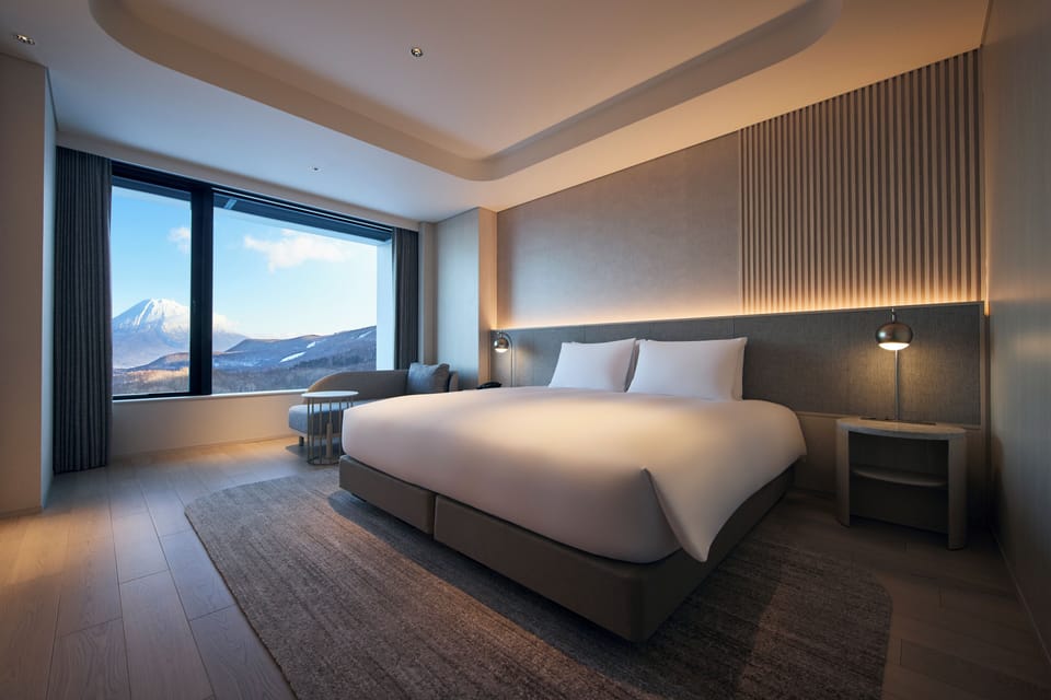The Weiss Suite | In-room safe, iron/ironing board, free WiFi, bed sheets