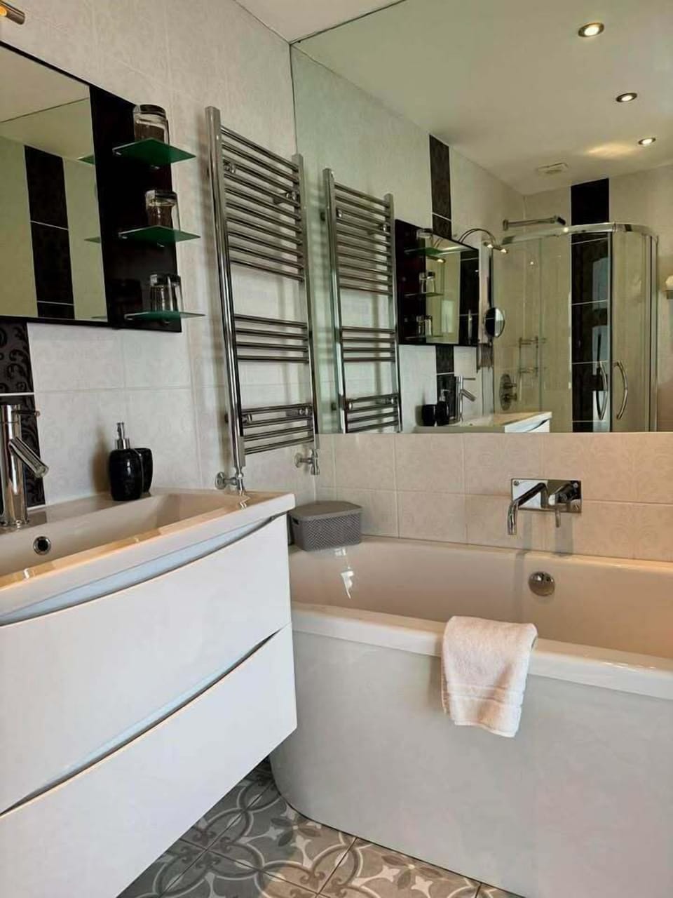 Suite, Ensuite, Sea View | Bathroom