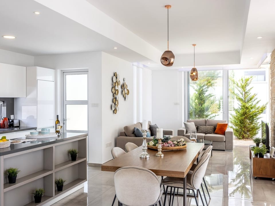 kitchen-dining room