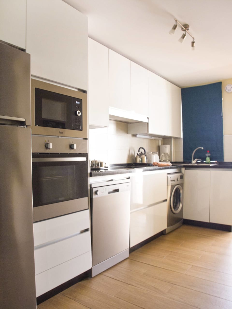 Premium Suite, 2 Bedrooms, Pool View | Private kitchen | Full-size fridge, microwave, oven, stovetop