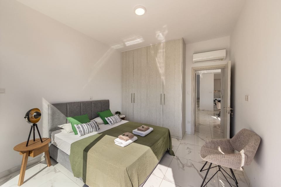 Bedroom Downstairs