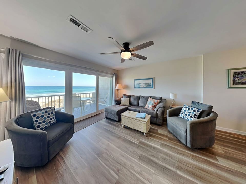 Living Room - Balcony Access