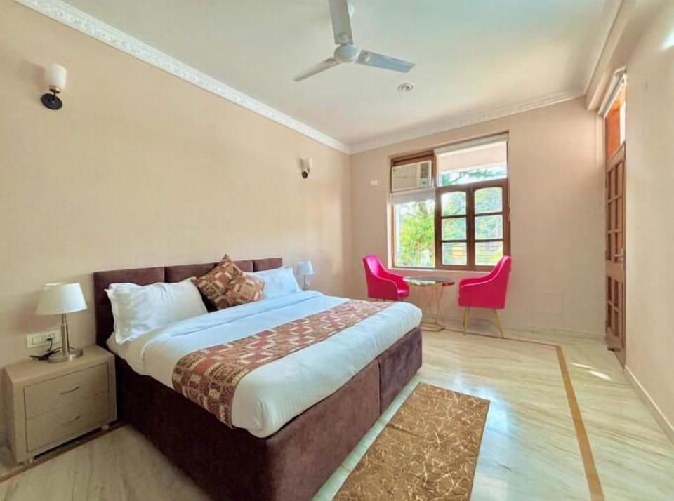 Deluxe Room, Balcony, Mountain View | Free WiFi
