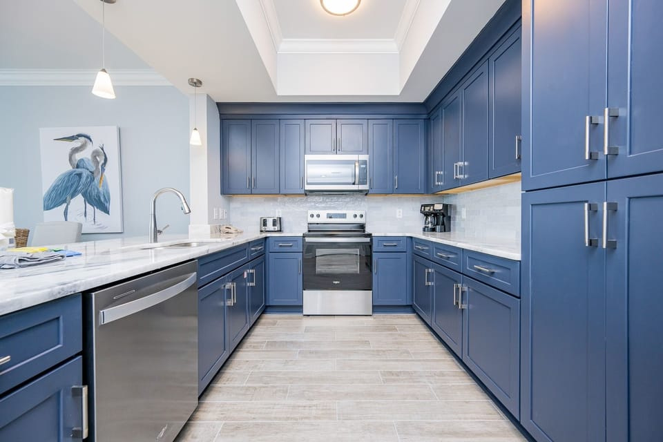 Condo, 3 Bedrooms | Private kitchen | Coffee/tea maker, fridge, oven
