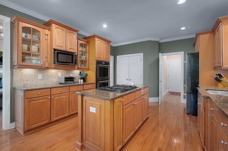 Whispering Knoll - Fully Equipped Kitchen