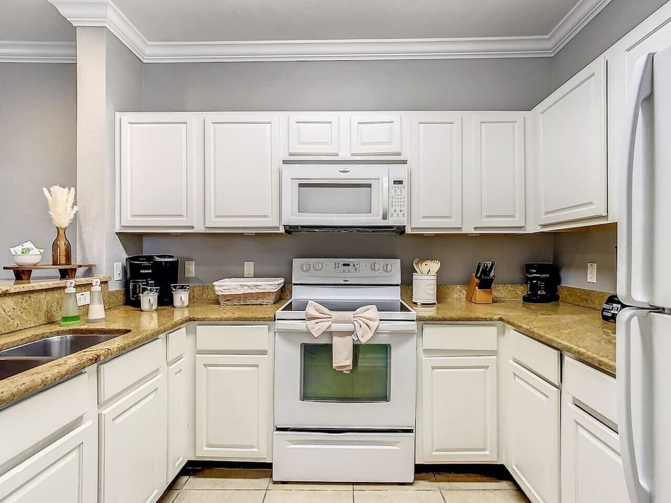 Kitchen#Disney #Parks #kingdom #springs #Vacation #Rental #waterpark #davenport #Kissimmee #Orlando #universal #citywalk #legoland #shortstay #longstay #championsgate #resort #golf #championsgatevacation #tuscana #mediterranean