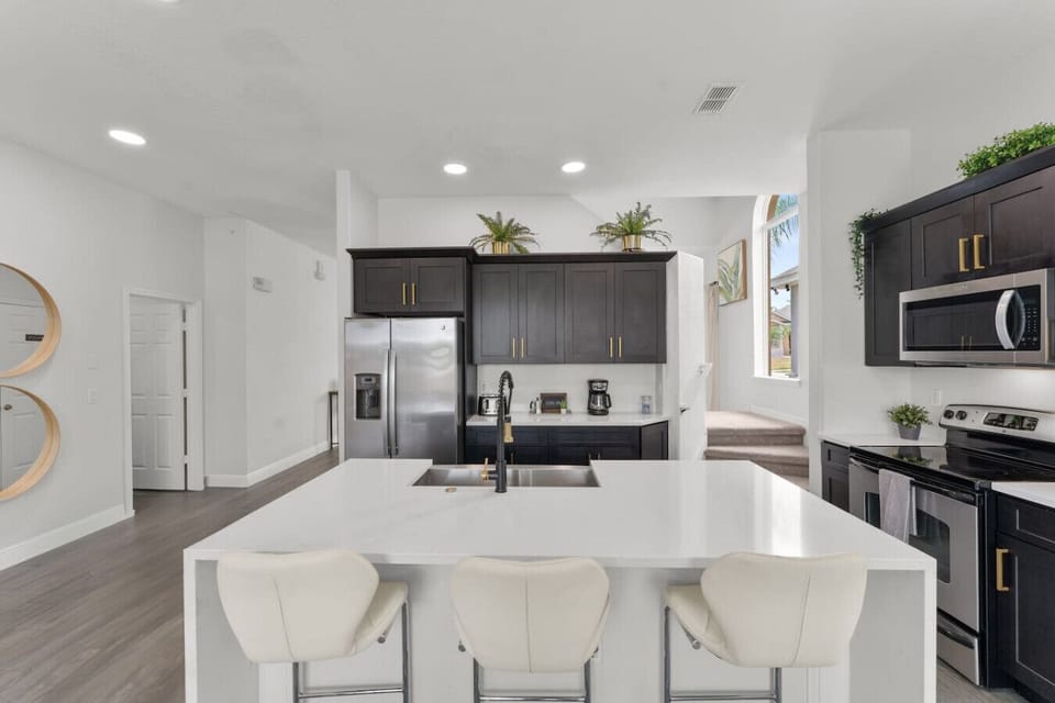 Kitchen Bar#davenport #Orlando #disney #universal #citywalk #legoland #shortstay #longstay