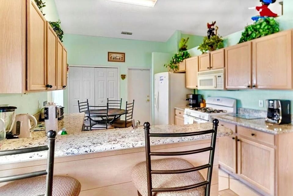 Breakfast bar