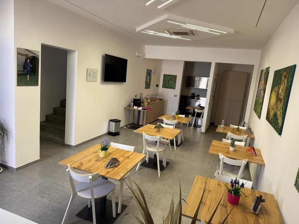 Free daily local cuisine breakfast