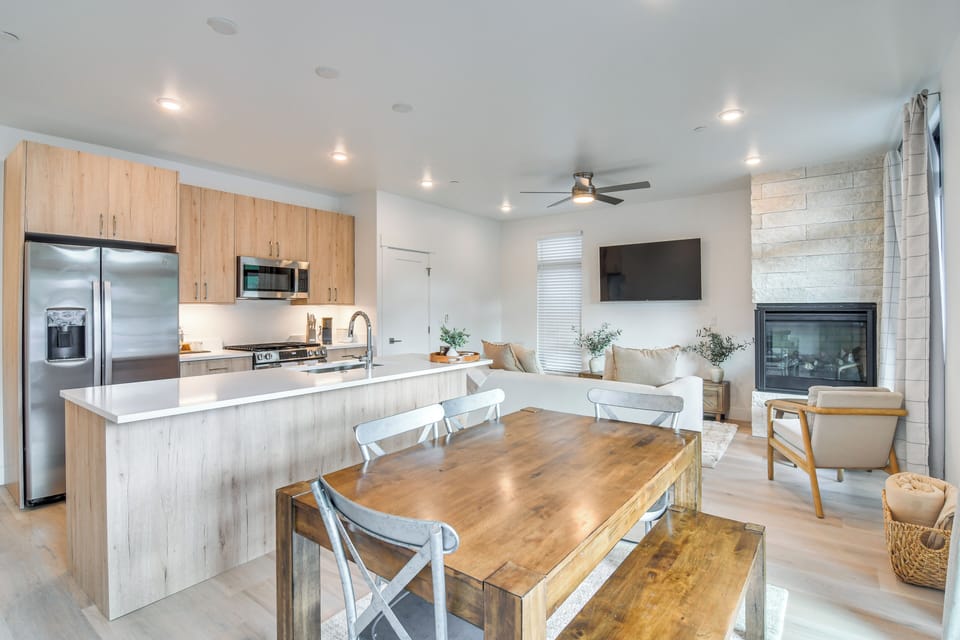 Kitchen & Dining Area | Central Heating | Ceiling Fans