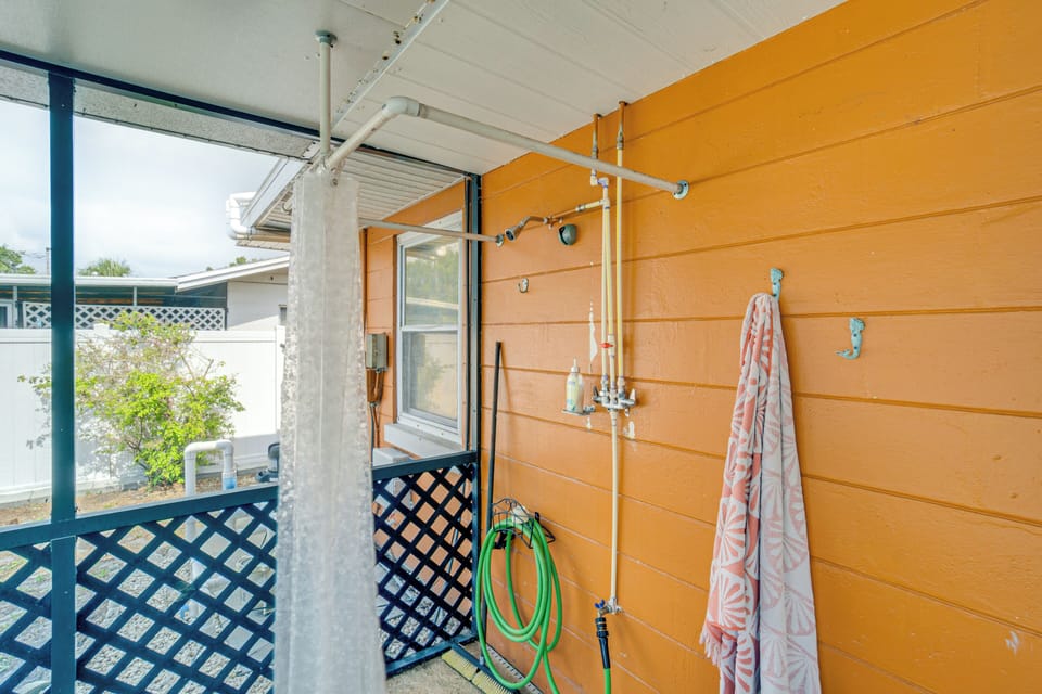 Screened-In Lanai | Private Pool | Lounging Furniture | Outdoor Shower