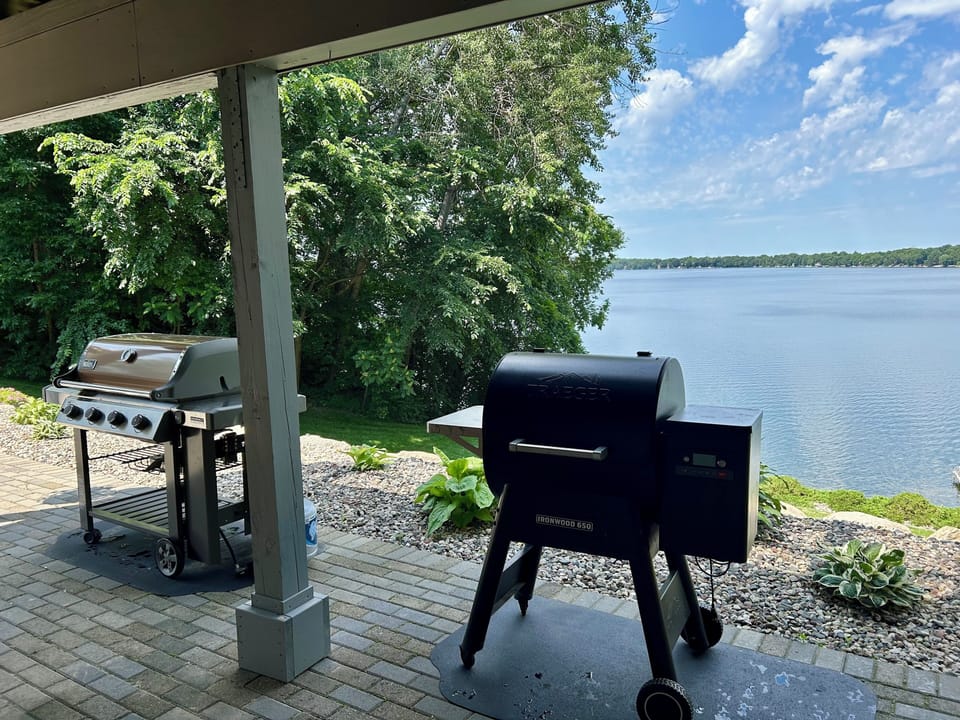 Grill or smoke your favorite meals with a view!

Gas grill - Propane provided