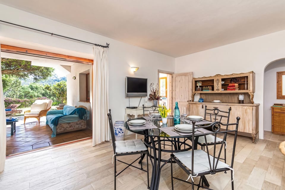 Living and dining room