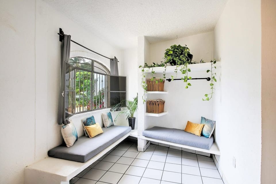 Comfort Studio | Living area | Smart TV, streaming services
