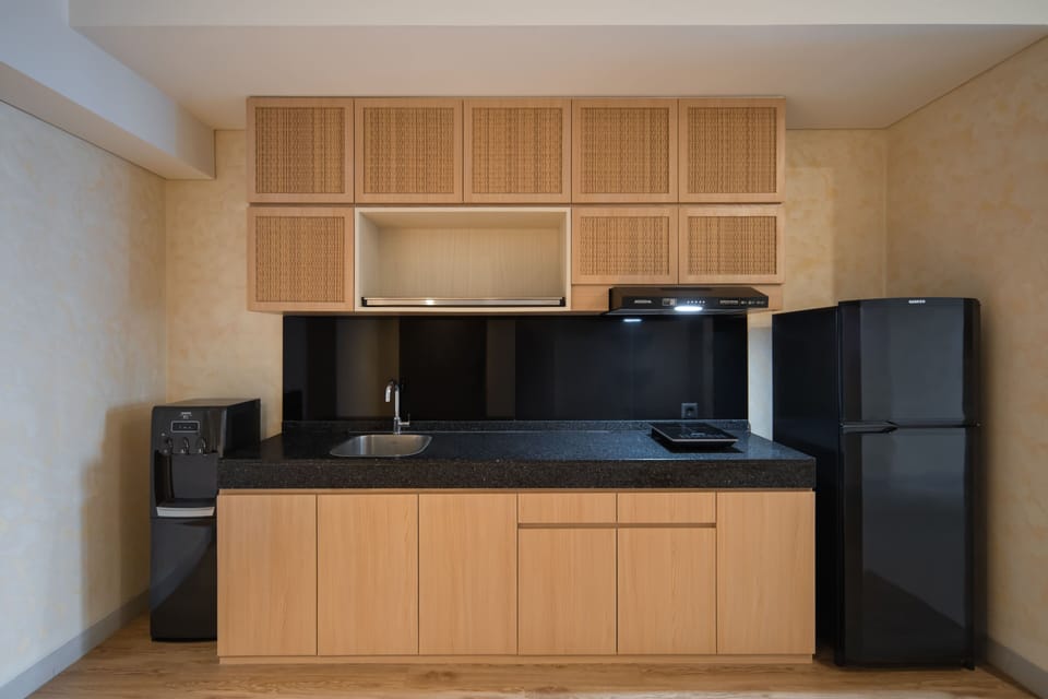 Apartment, 2 Queen Beds, Balcony | Private kitchen